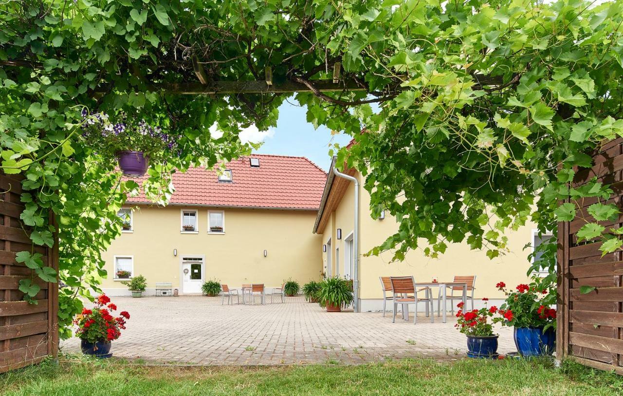 Bei Meyers Schlafen & Feiern Hotel Bohlen  Екстериор снимка